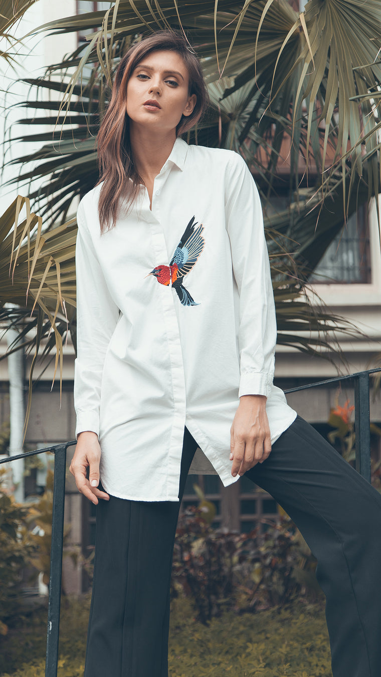 Embroidery Simple Shirt outdoor frontside